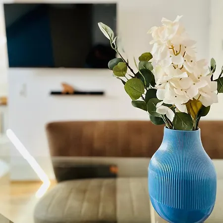 Apartment Aycatcherhomes - Lage I 4 Personen I 2 Schlafzimmer I Zentral I Altstadt I Naehe Fluss Lahn I Wlan I Sirius *
