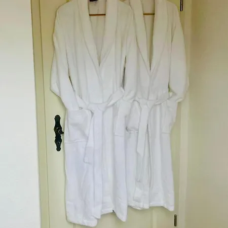 Aycatcherhomes - Lage I 4 Personen I 2 Schlafzimmer I Zentral I Altstadt I Naehe Fluss Lahn I Wlan I Sirius Appartement